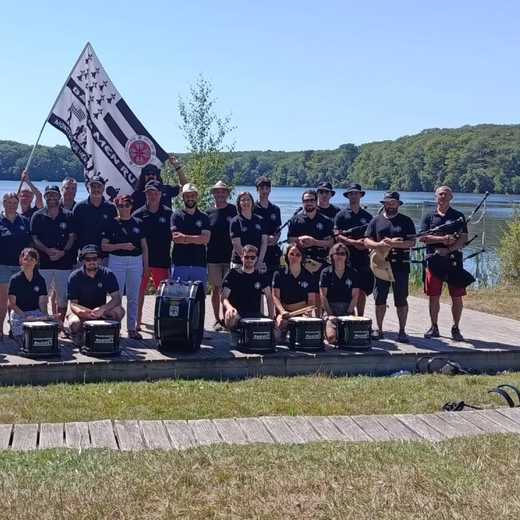 Dernier weekend de répétition avant le concours de 4eme catégorie.

Merci à la communauté de commune montfortcomcom et au lacdetremelin pour leur accueil ce weekend.

Rendez vous le samedi 11 juillet à Saint Malo !